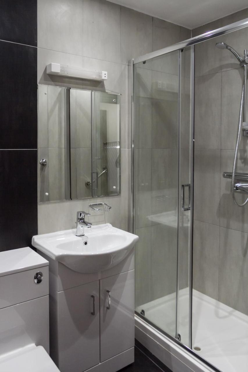 Hadleigh Hotel Eastbourne Bagian luar foto