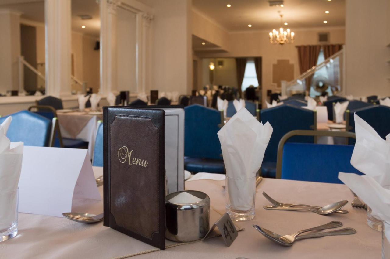 Hadleigh Hotel Eastbourne Bagian luar foto